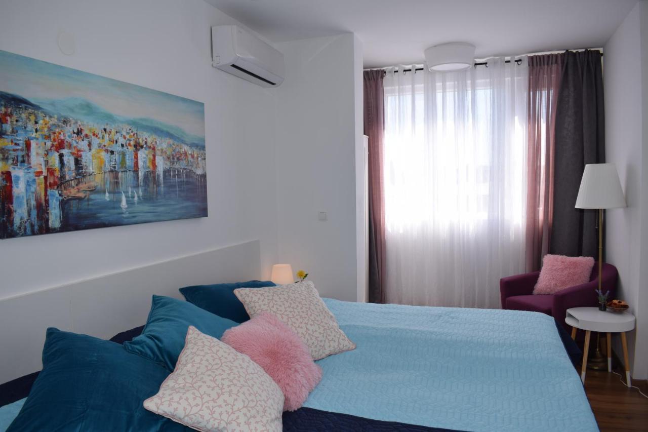 Apartment Trixi Pula Exterior photo